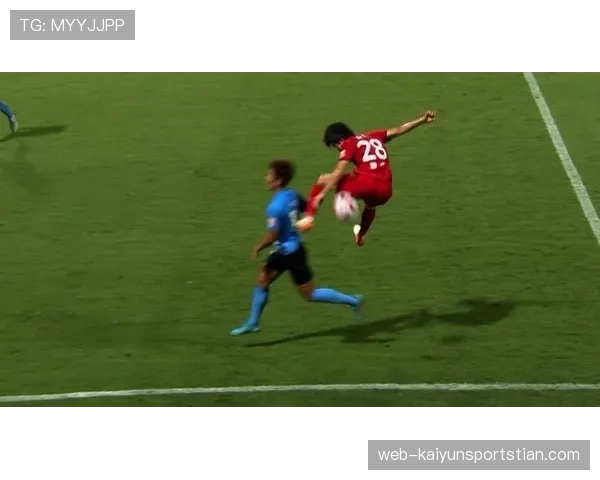 围堵裁判算犯规吗？足球规则如何界定球员行为边界